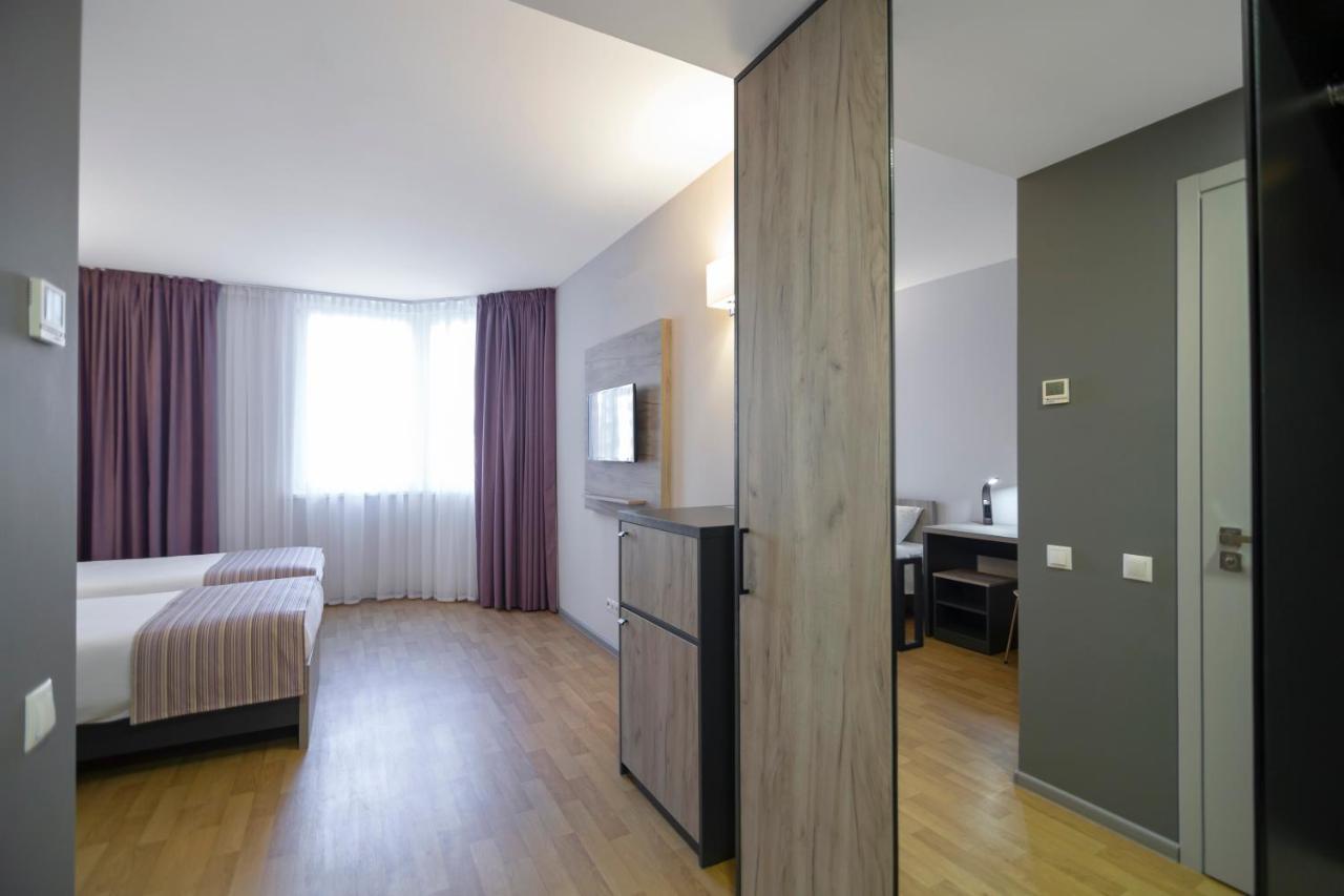 Favor Sport Hotel Kiev Exterior foto
